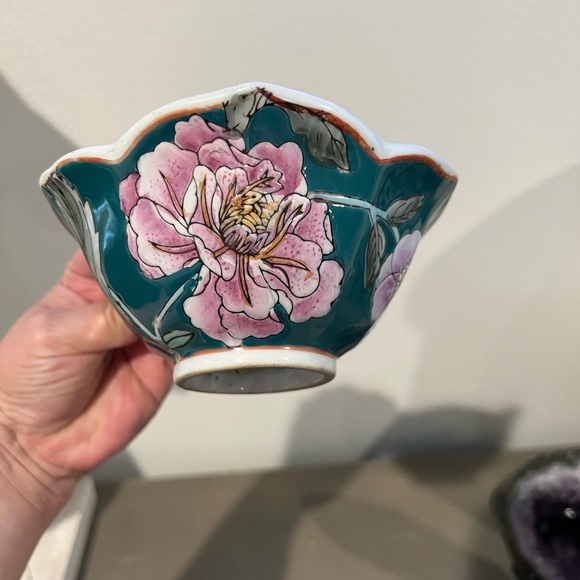 Hand painted porcelain dish. Vintage - Picture 2 of 6